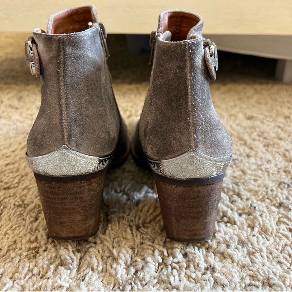 Jeffrey Campbell boots - Picture 2 of 3